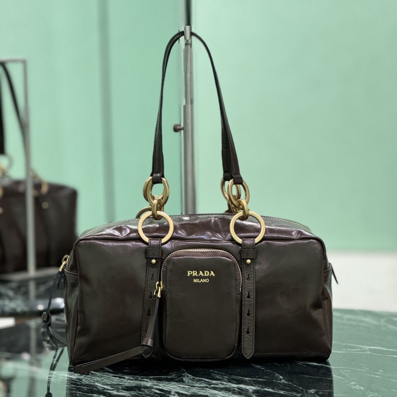Pra*a travel bags